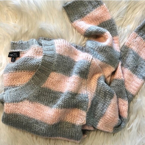 🎉 Super Soft Wool Crochet Long Sleeve Top Striped - Picture 3 of 3